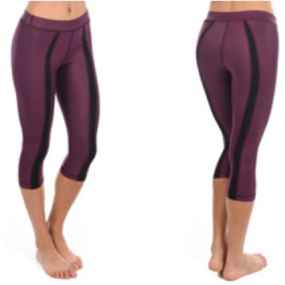 Versatile Capri activewear - Picture 1 of 2